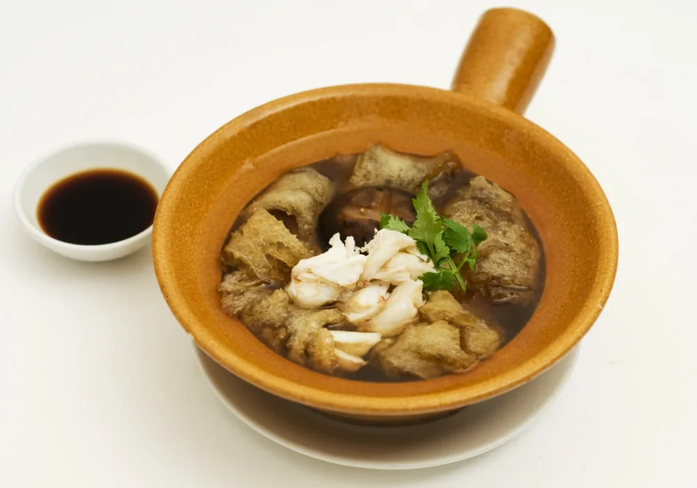 กระเพาะปลาน้ำแดง BRAISED FISH’S MAW IN THICK GRAVY
