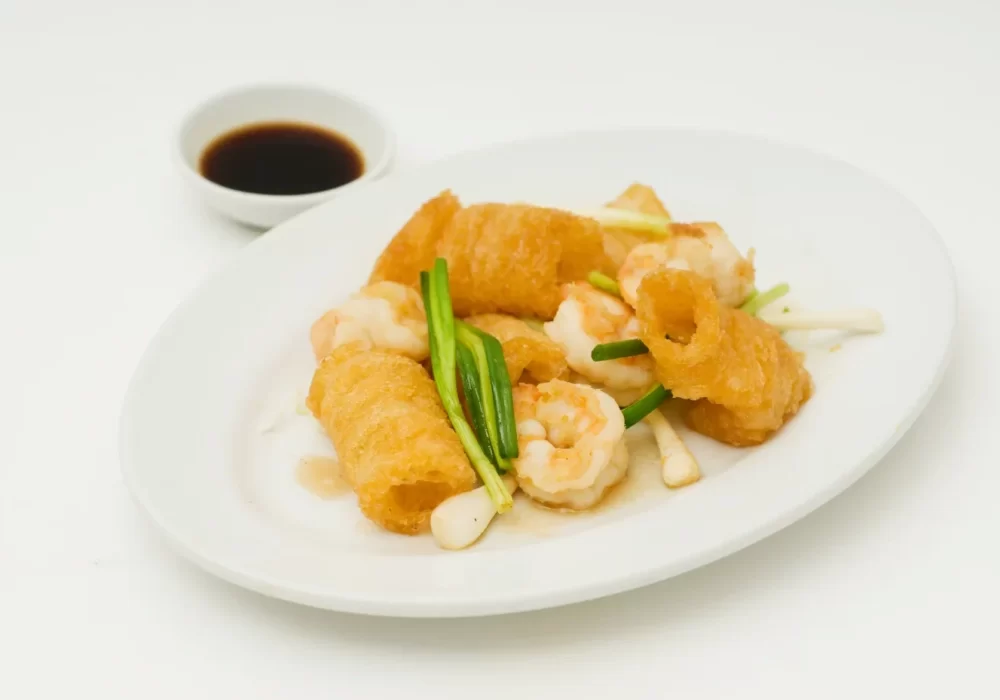 กระเพาะปลาผัดกุ้ง STIR FRIED FISH'W MAW WITH SHRIMP