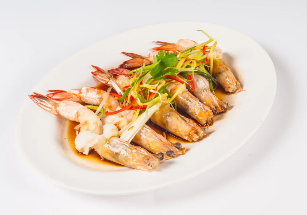 กุ้งนึ่งพริกมะนาว-STEAMED-RIVER-PRAWNS-IN-SPICY-LEMON-SAUCE.webp