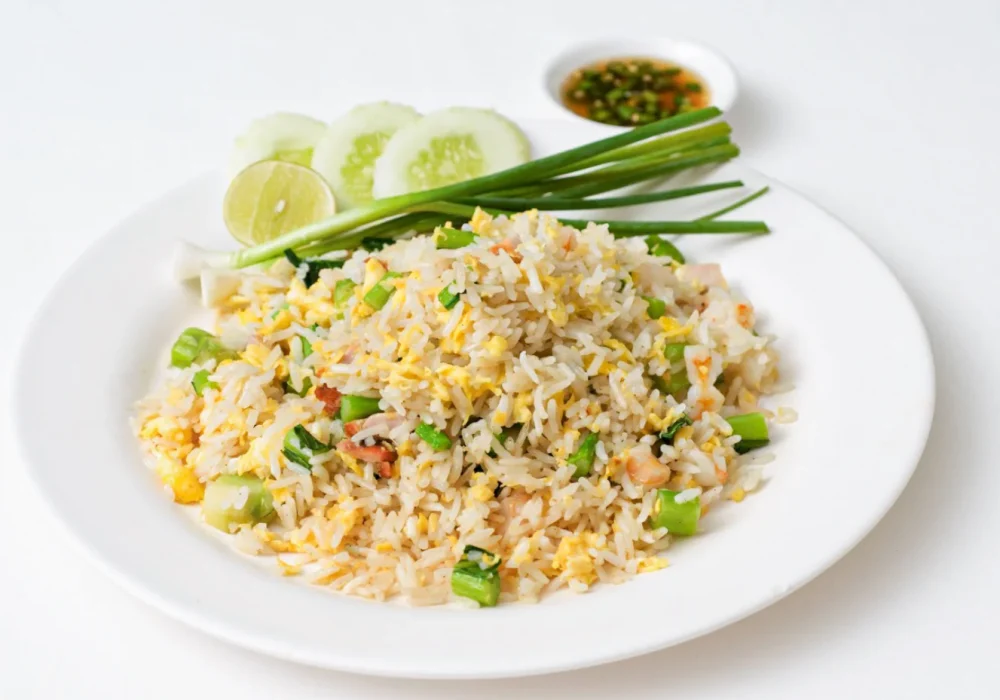 ข้าวผัดหยางโจว YANG ZHOU STYLE FRIED RICE