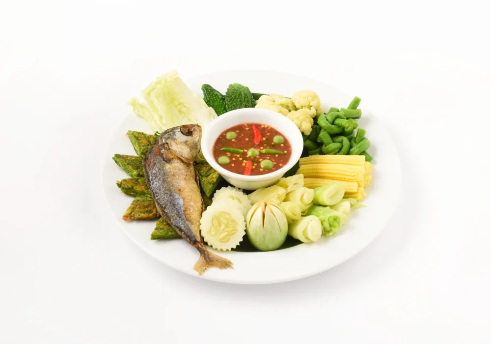 น้ำพริกกะปิ-SHRIMP-PASTE-CHILLI-DIP-SERVED-WITH-VEGETABLE.webp