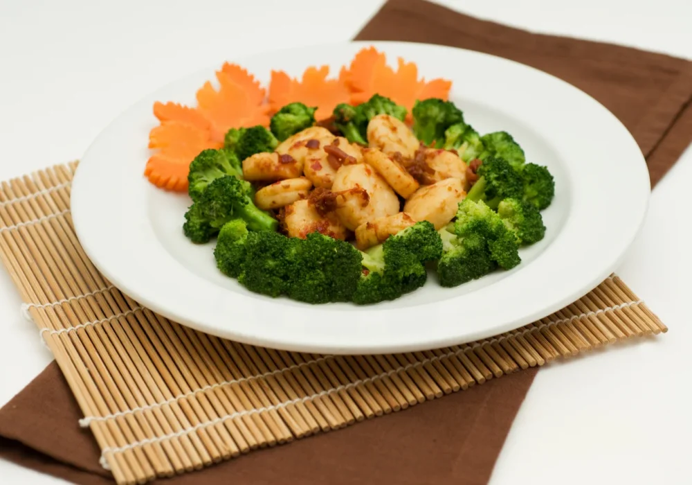 หอยเชลล์ผัดซอส X.O. STIR FRIED SCALLOP IN X.O. SAUCE